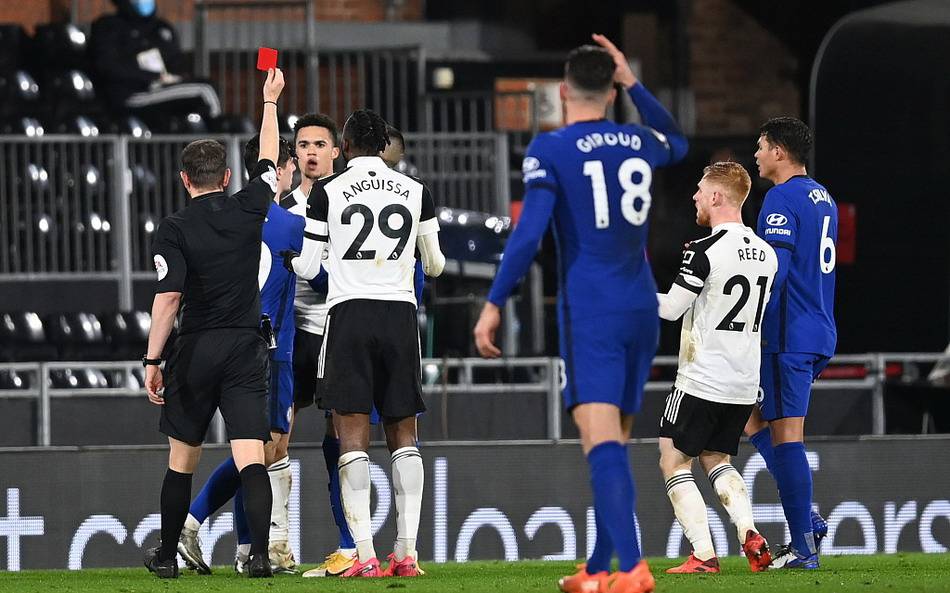 多队调整首发阵容