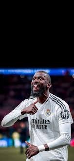 库里接受检查确诊为盆骨挫伤 下周二接受重新评估